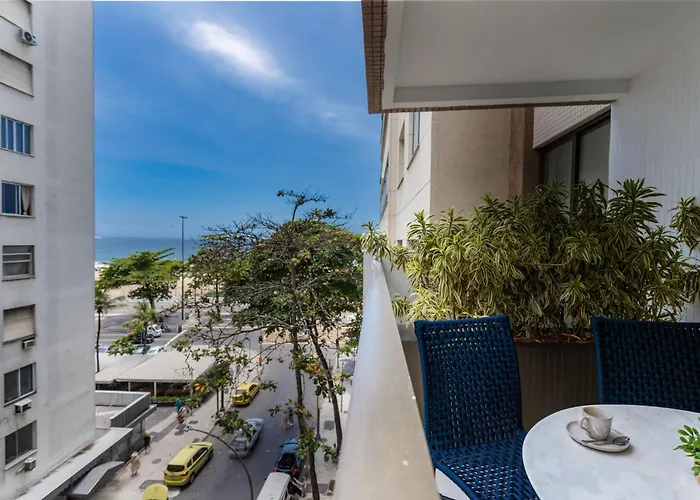 Copacabana Paradise, Ocean View, Balcony & 2 Baths