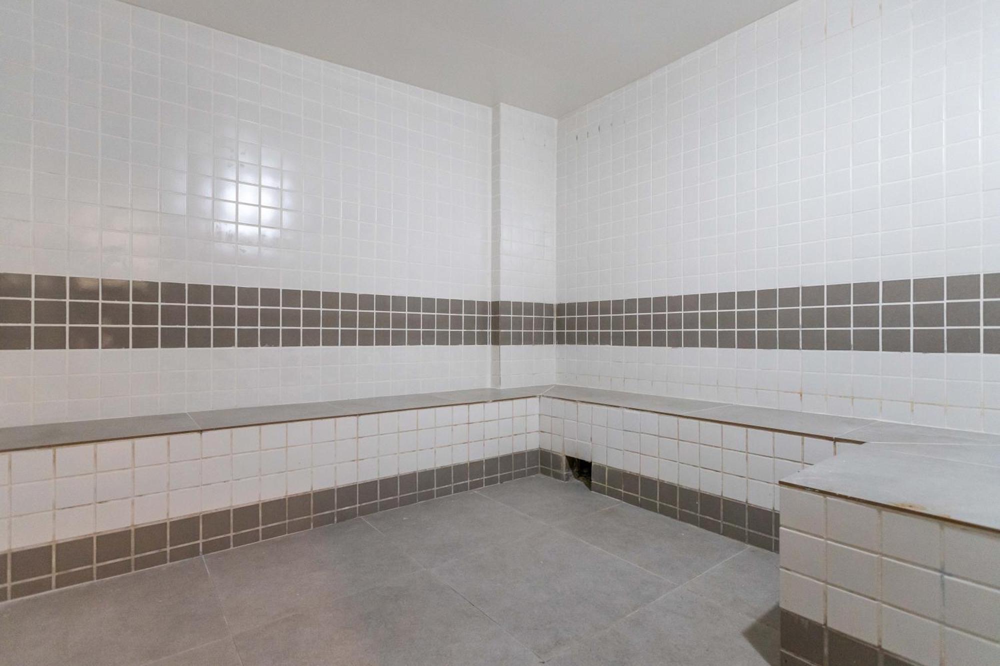 Copacabana Paradise, Ocean View, Balcony & 2 Baths