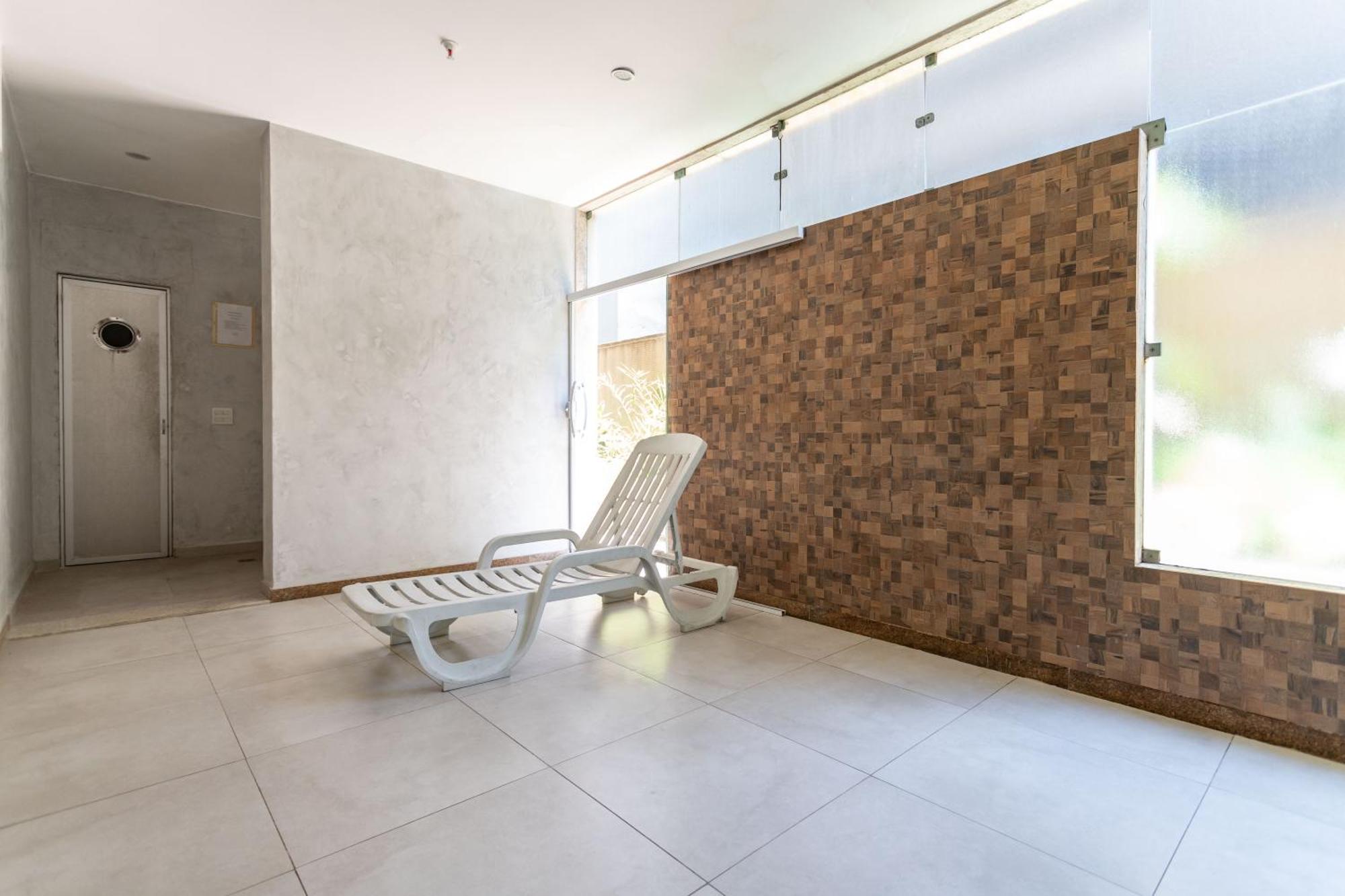 Apartment Copacabana Paradise, Ocean View, Balcony & 2 Baths