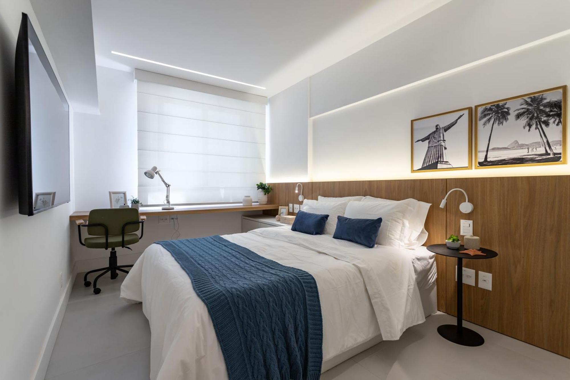 Copacabana Paradise, Ocean View, Balcony & 2 Baths *