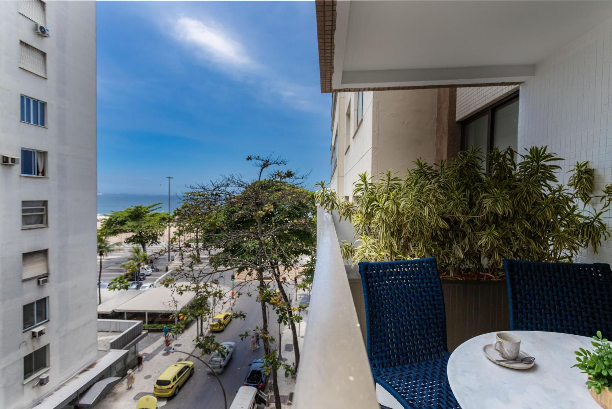 Copacabana Paradise, Ocean View, Balcony & 2 Baths Apartamento *