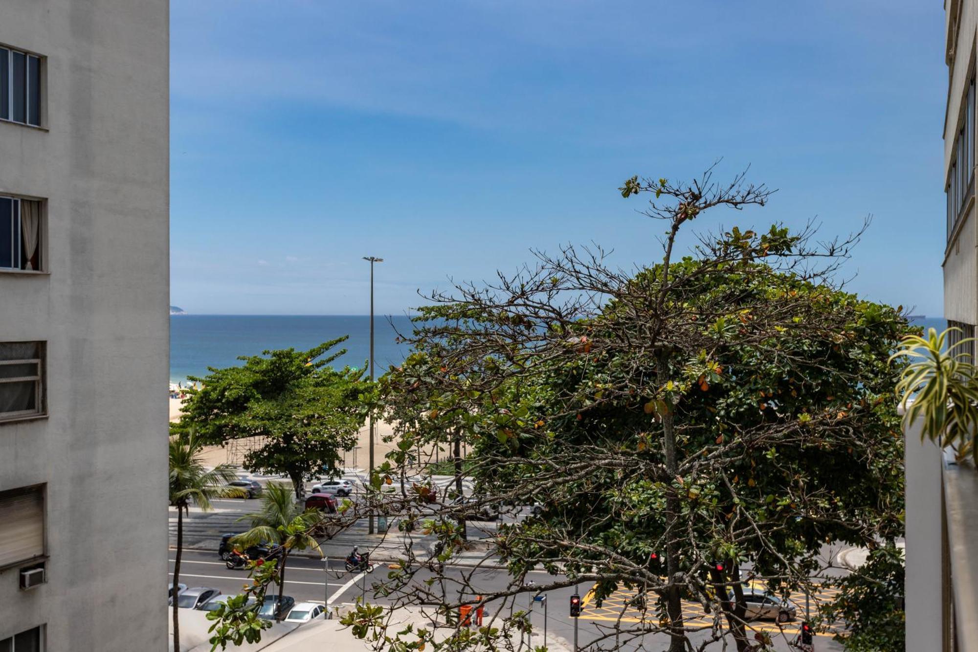 Copacabana Paradise, Ocean View, Balcony & 2 Baths Rio de Janeiro